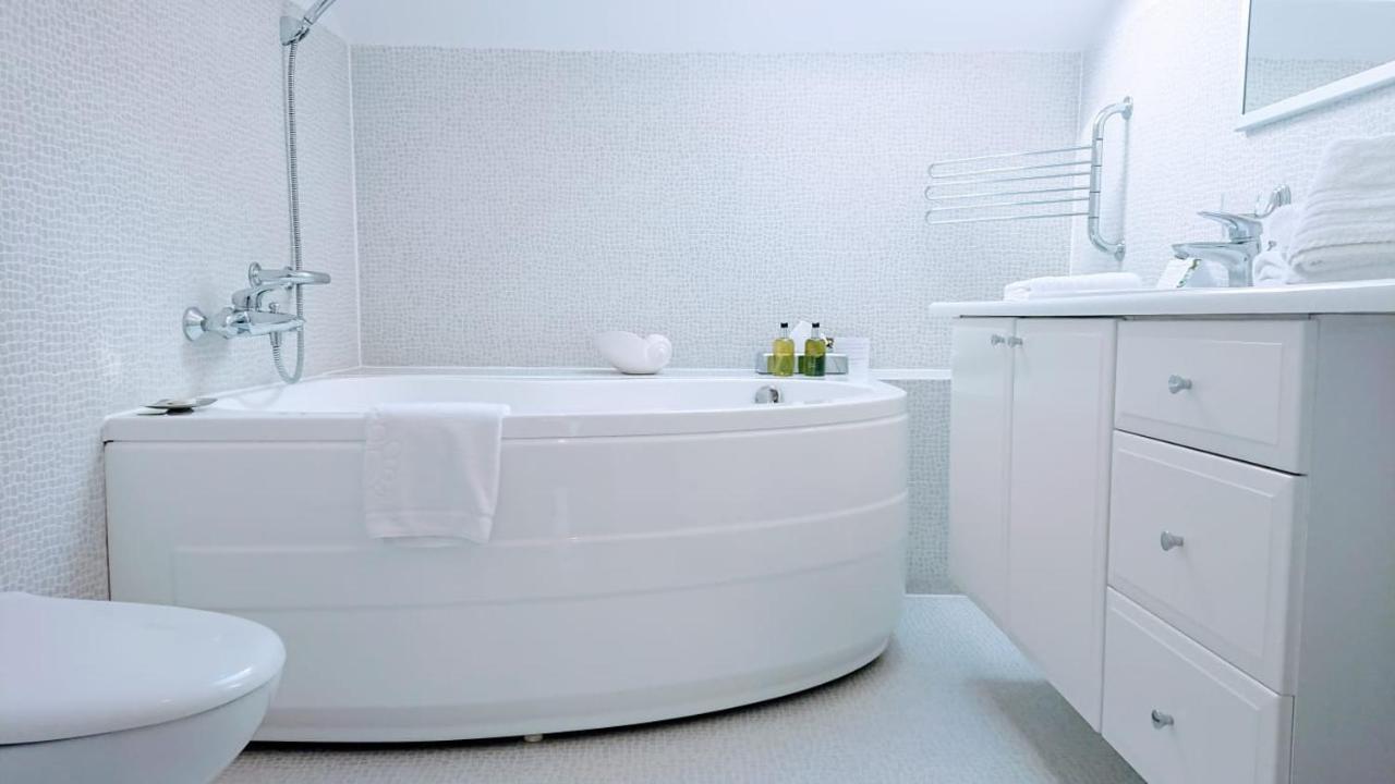 Oliwska Dolina Bed & Breakfast Gdansk Luaran gambar