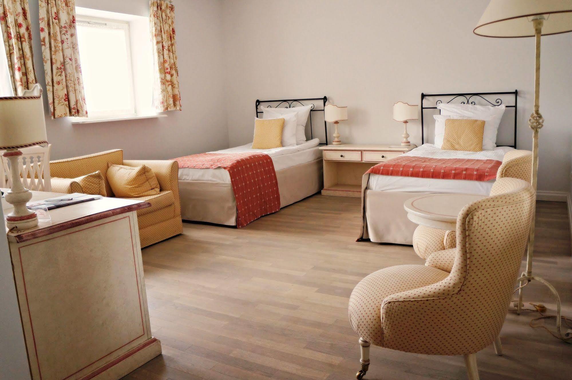 Oliwska Dolina Bed & Breakfast Gdansk Luaran gambar