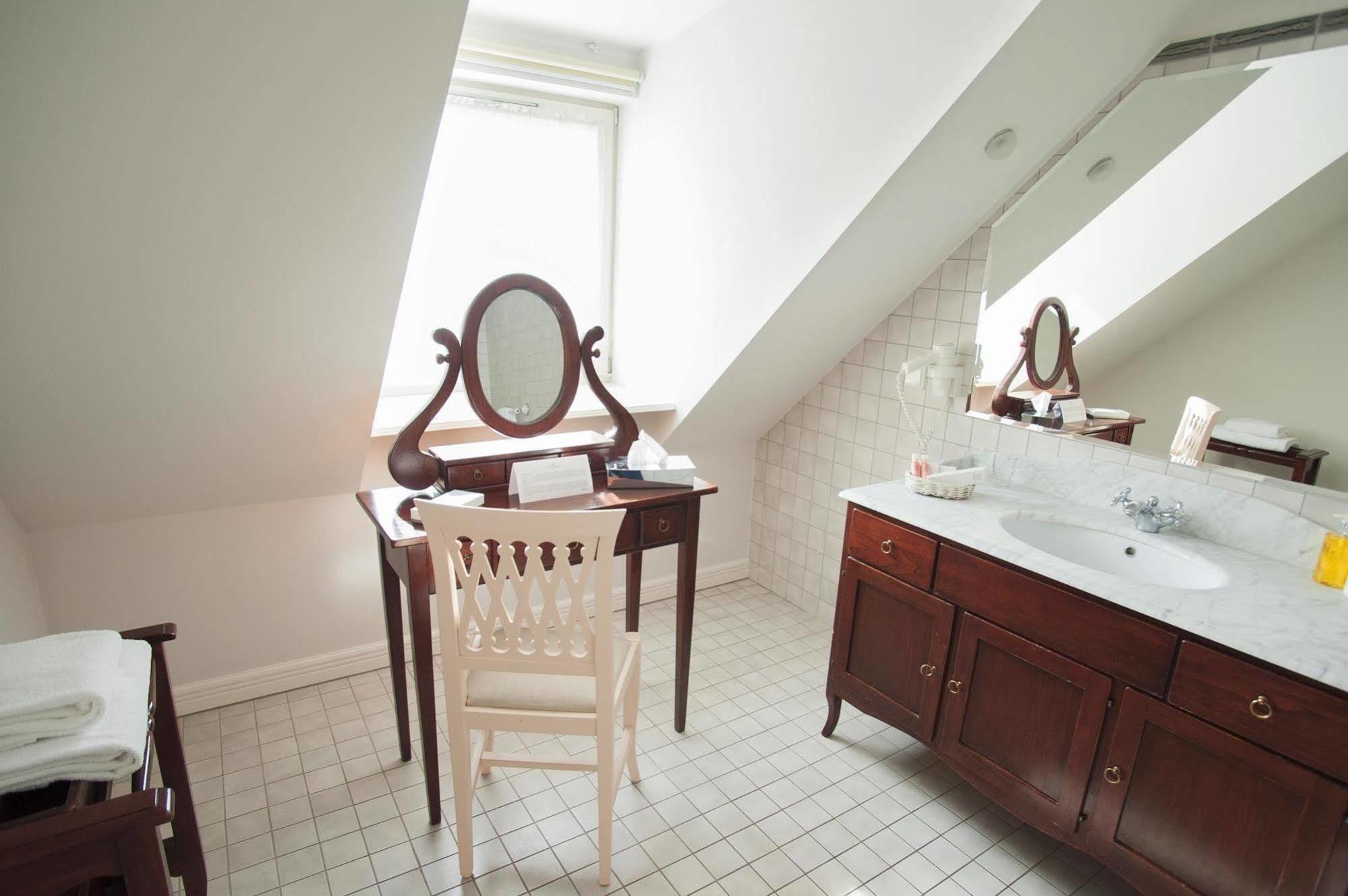 Oliwska Dolina Bed & Breakfast Gdansk Luaran gambar
