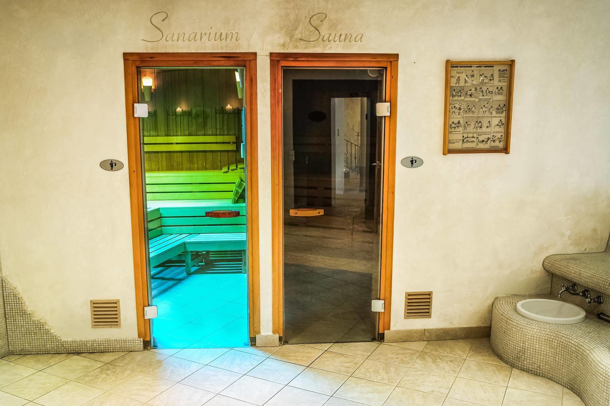 Oliwska Dolina Bed & Breakfast Gdansk Luaran gambar